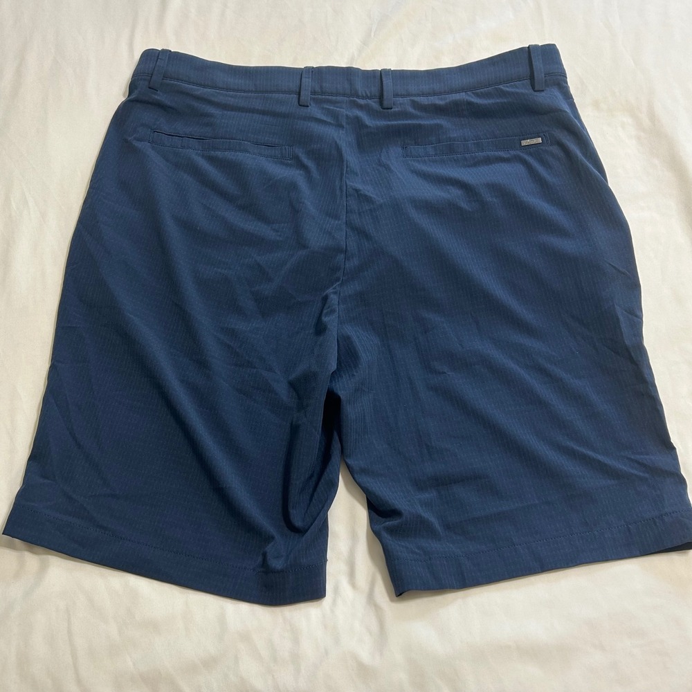 Greg Norman Mens Golf Shorts Lot of 2 Navy Grey Performance Stretch Size 34 - Picture 3 of 16